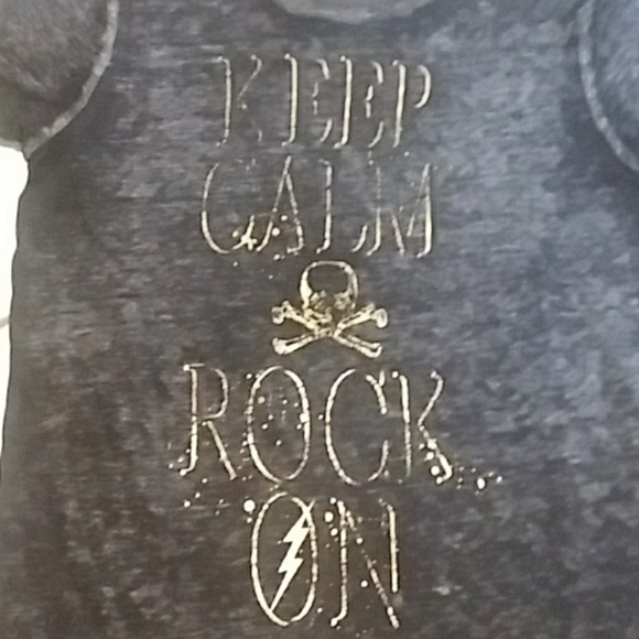 Maurices Tee size M - Picture 2 of 3